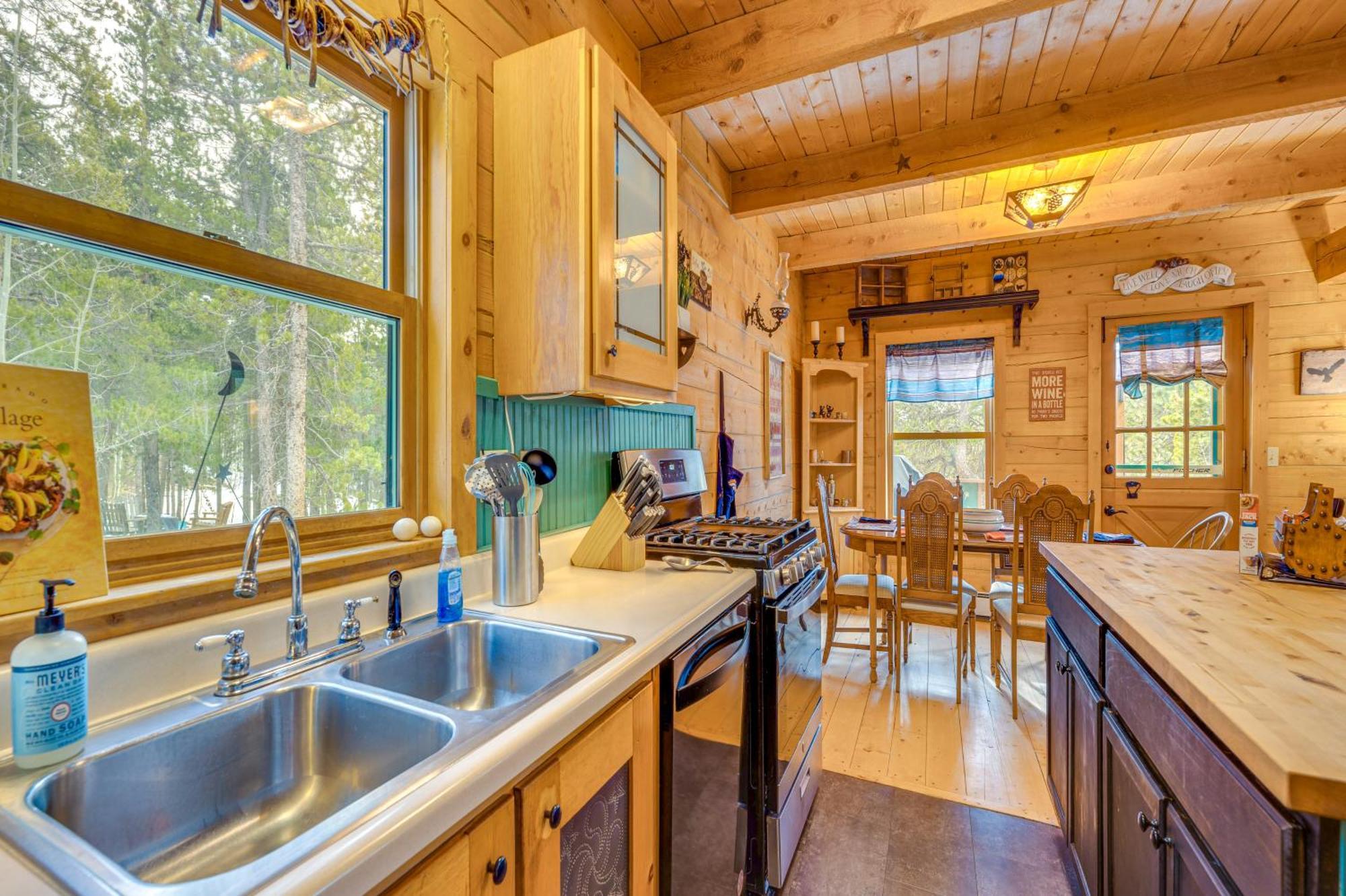 Secluded Black Hawk Log Cabin With Fire Pit! Eksteriør bilde